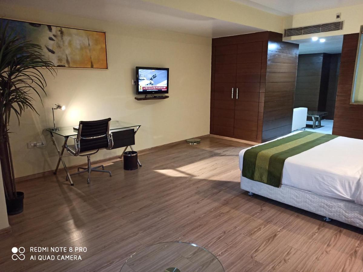 Hotel Patliputra Exotica Πάτνα Εξωτερικό φωτογραφία